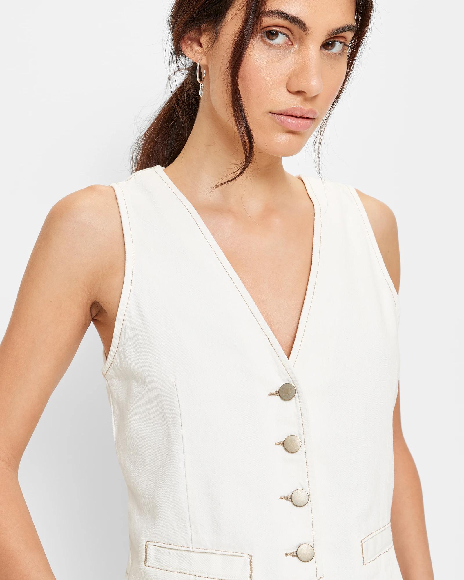 Low Cut Waistcoat 2024 www.lightgames.pro