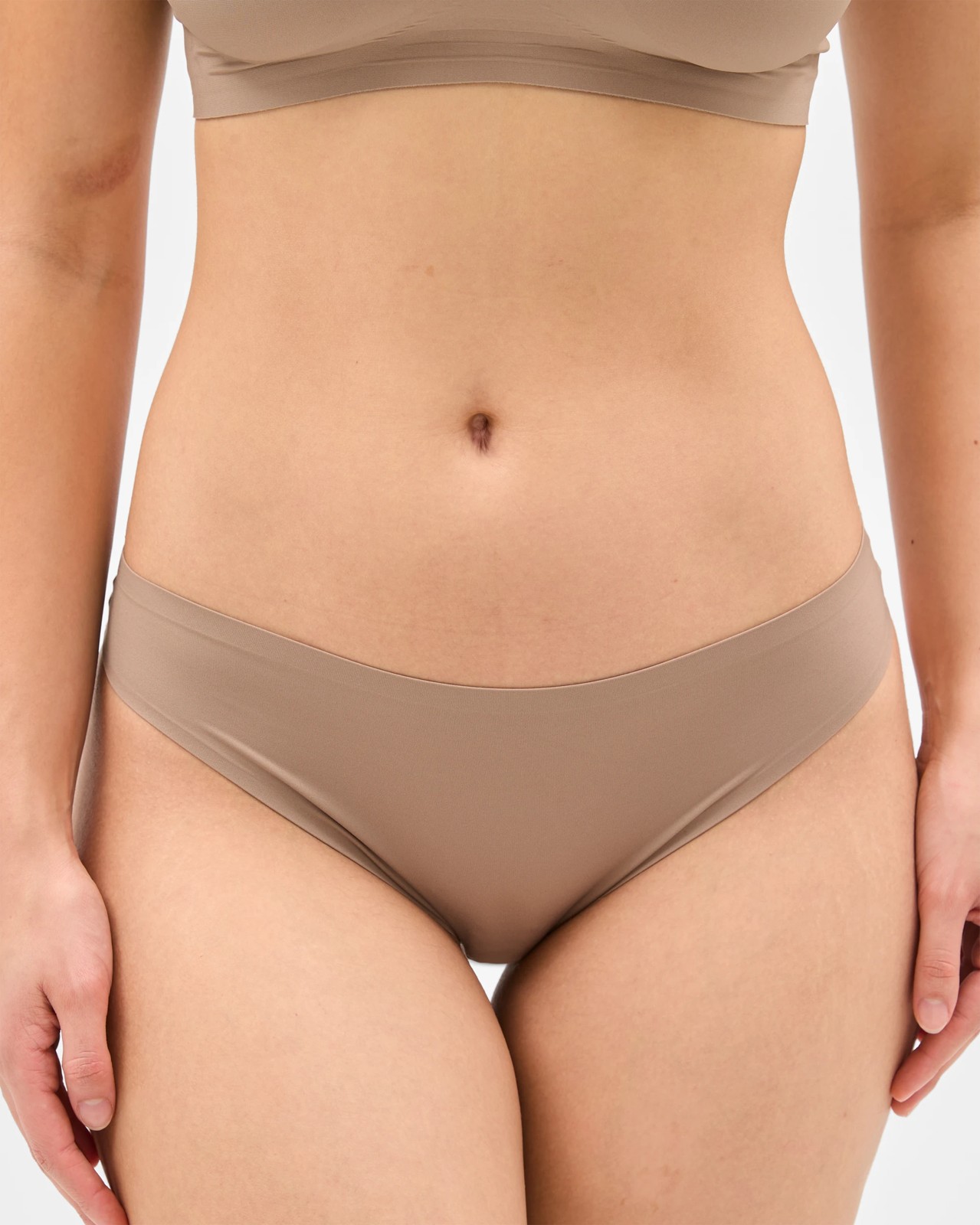 Smooth Moves 2 Pack Bonded G-String Briefs - Mocha 4 of 5