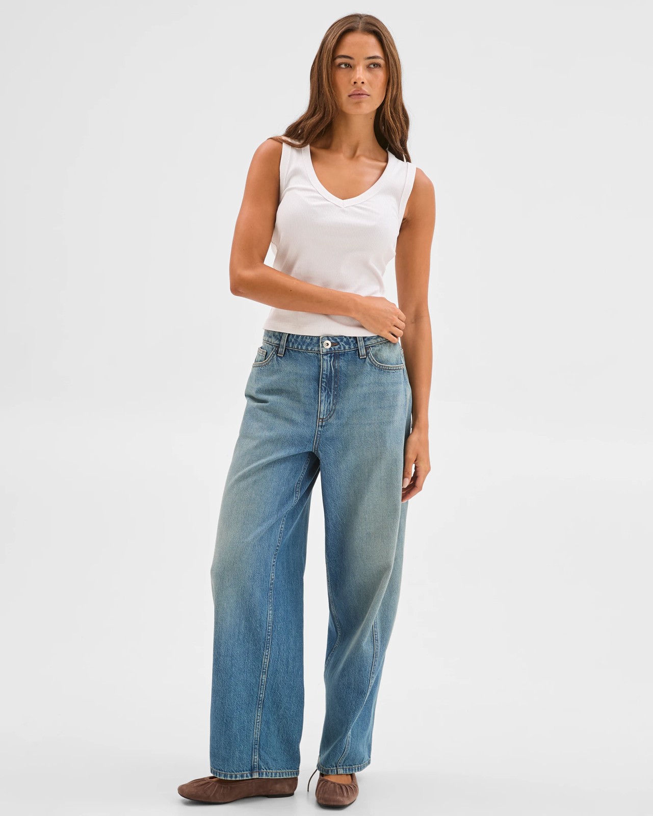 Lily Loves Barrel Leg Denim Jeans 2 of 6