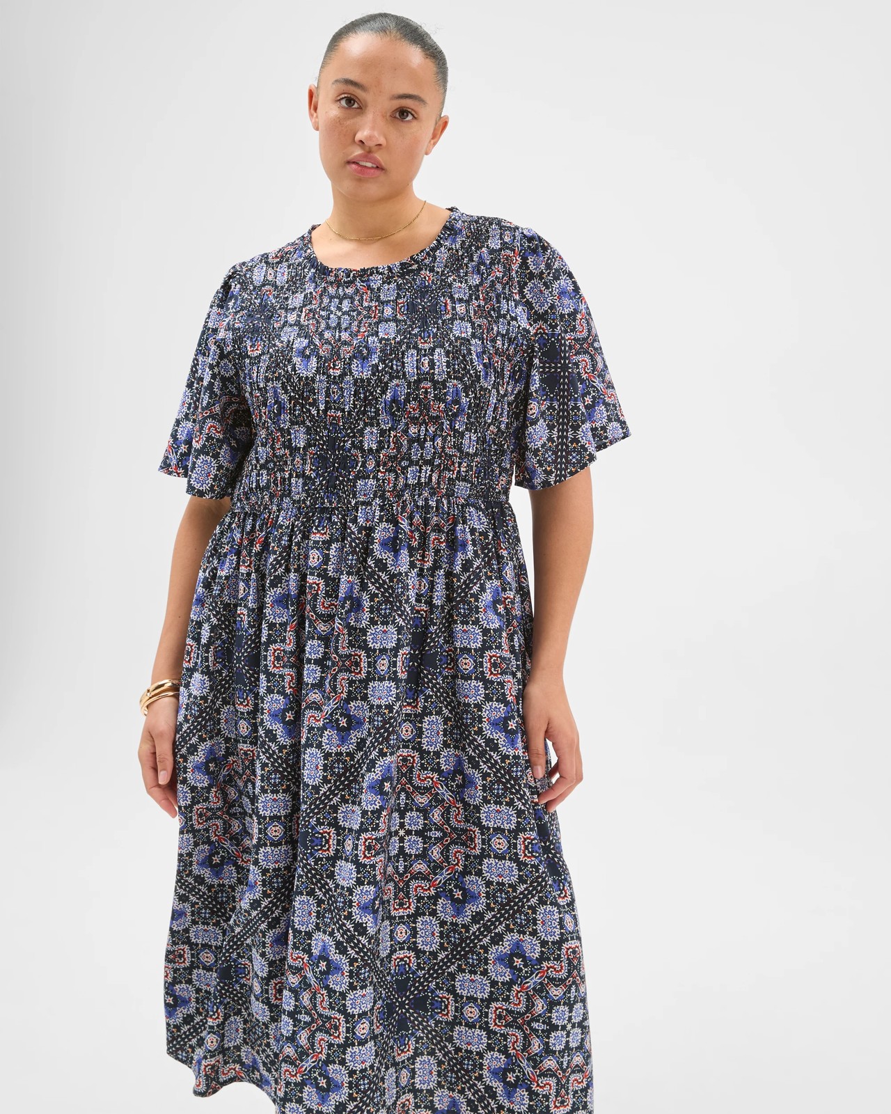 Plus Size Shirred Bodice Midi Dress 2 of 5