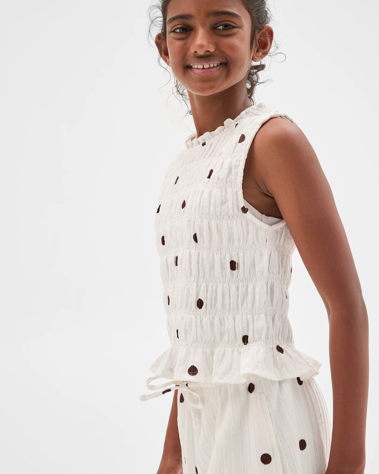 320_71836911_4+320T7183