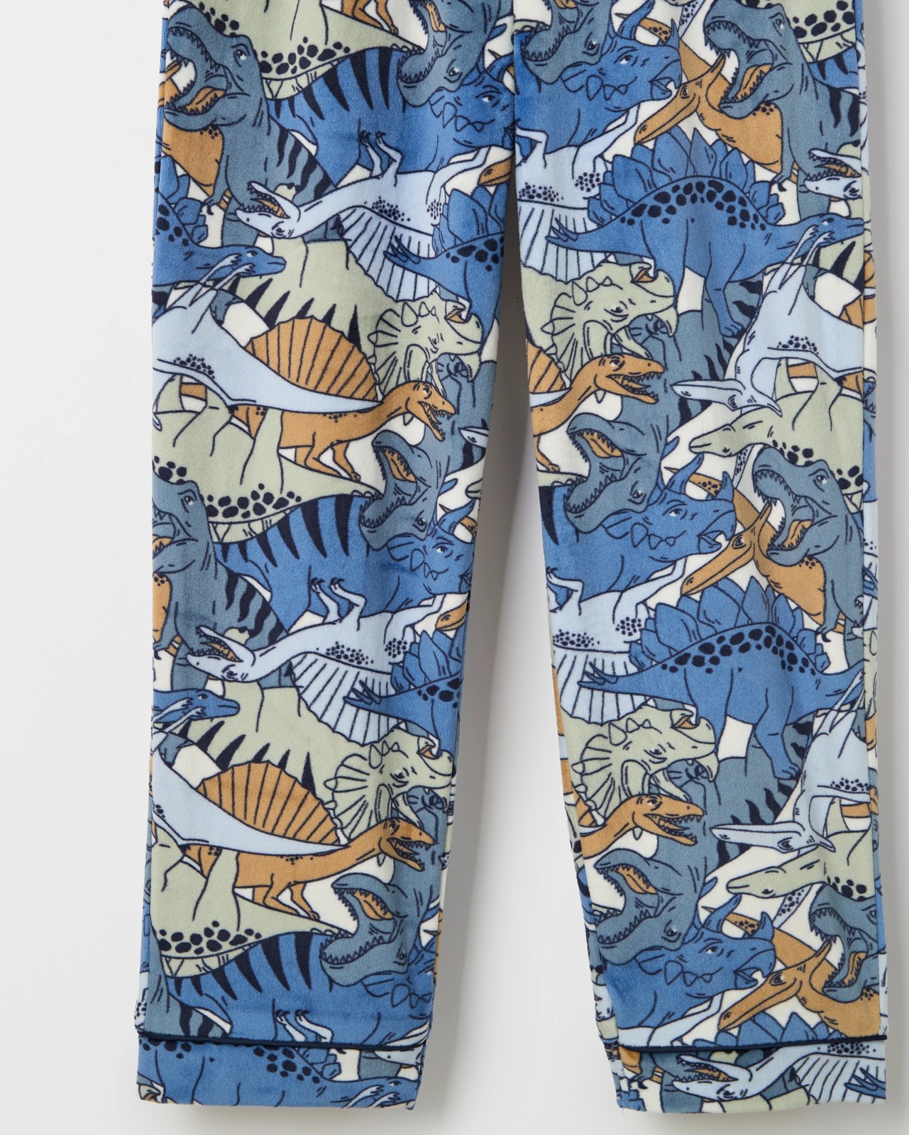 370_72354223_7+370T7235