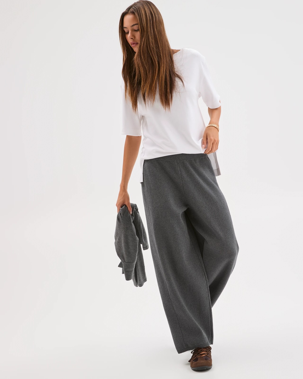 250_72318713_6+250T7231