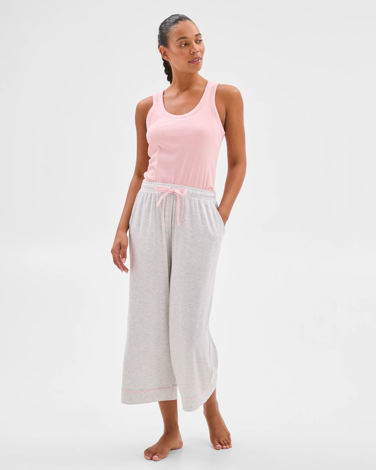 272_71880358_3+272T7188