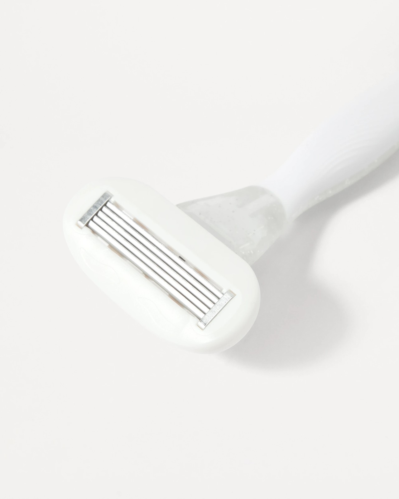 Smooth Reusable Razor, Glitter - OXX Bodycare 3 of 6