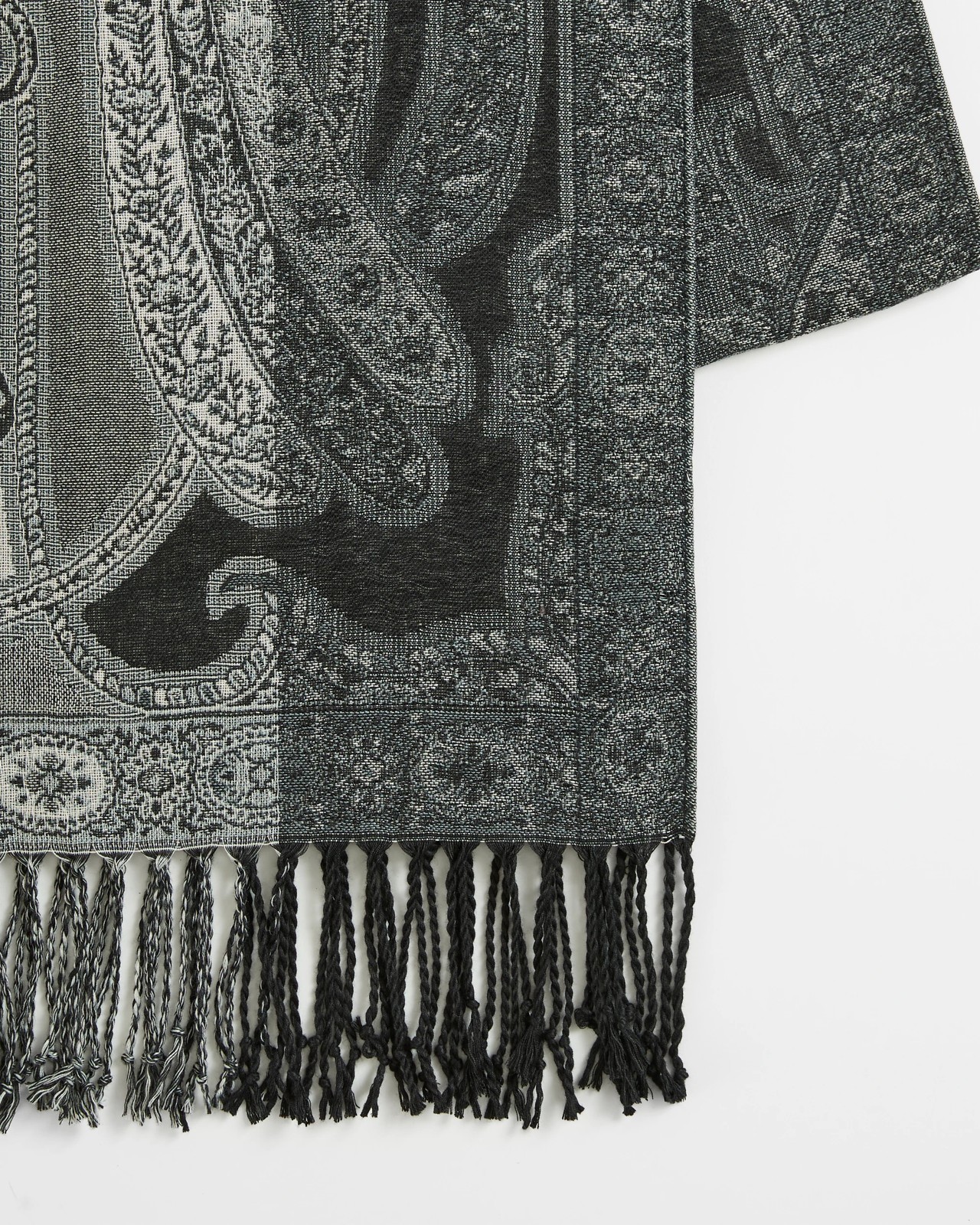 Lightweight Jacquard Scarf 2 of 2