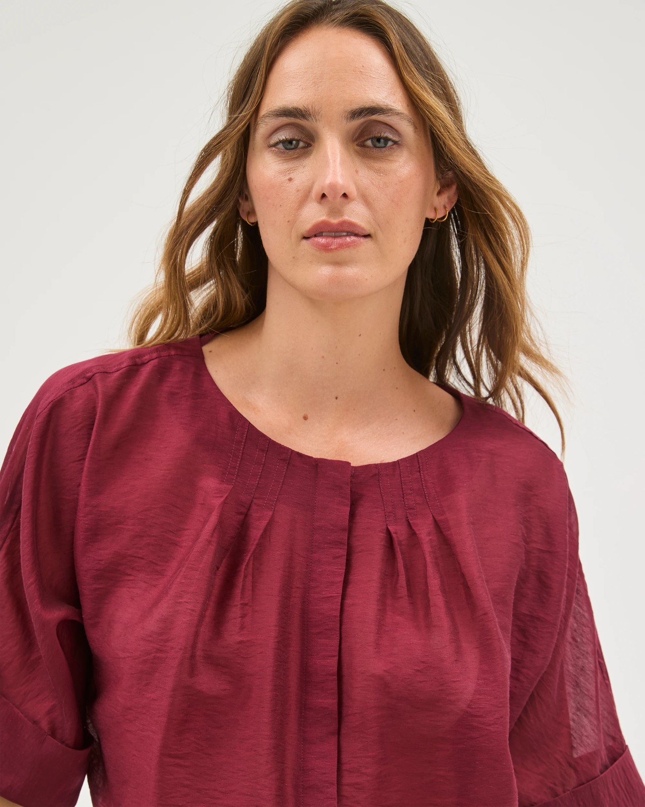 Preview Volume Tie Waist Blouse - Sangria 3 of 5