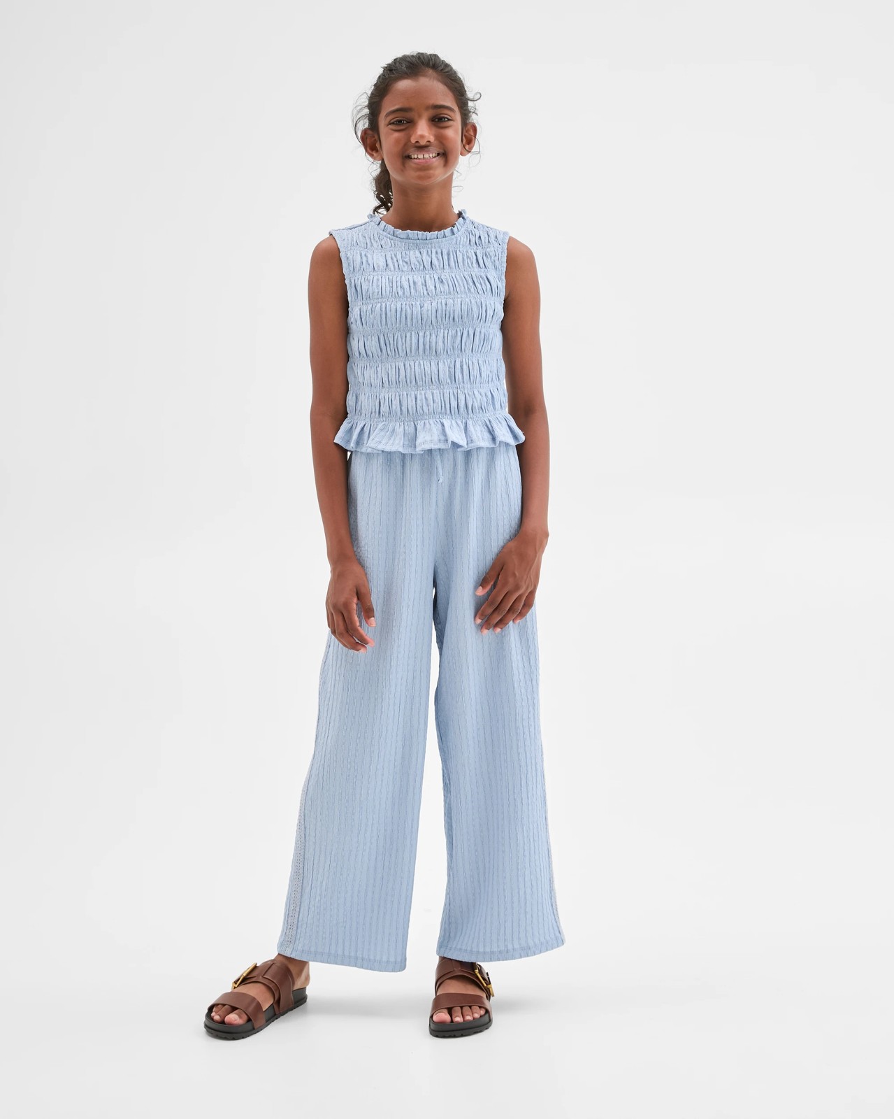 320_71836935_2+320T7183