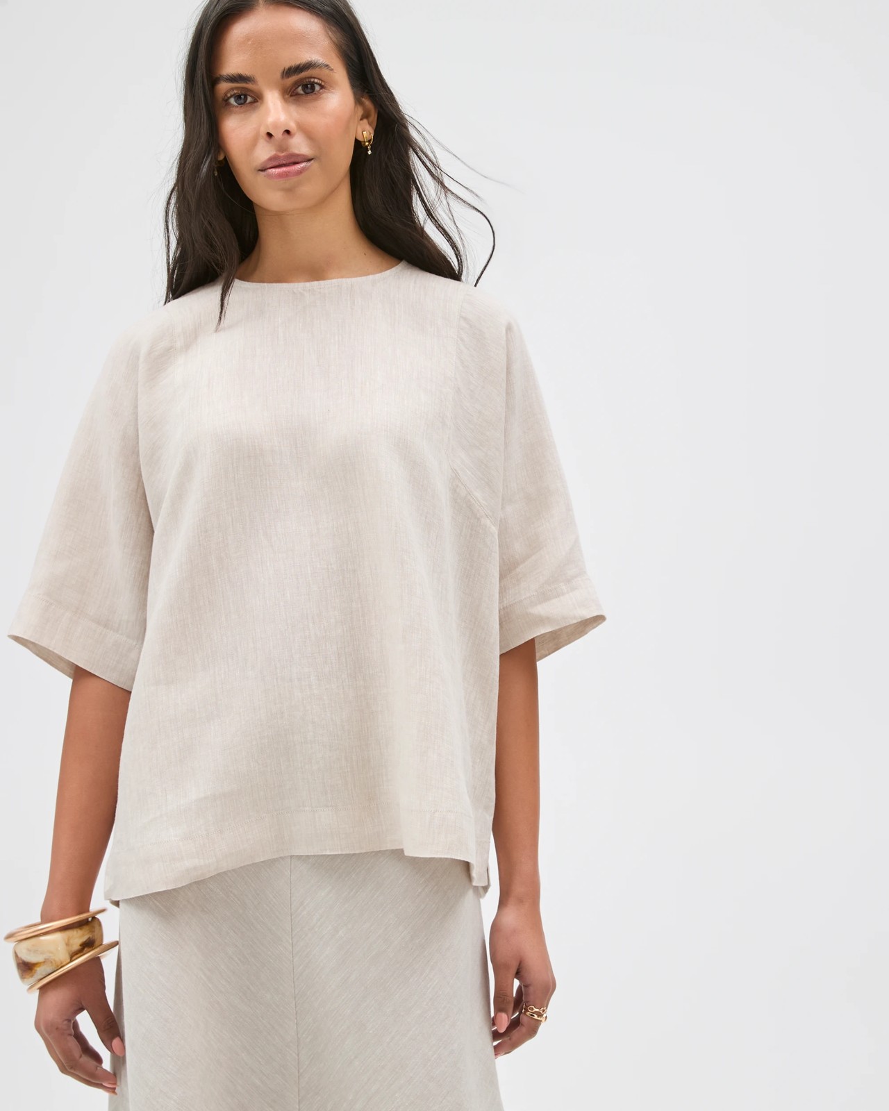 European Linen Seamed T-Shirt  - Flax 4 of 5