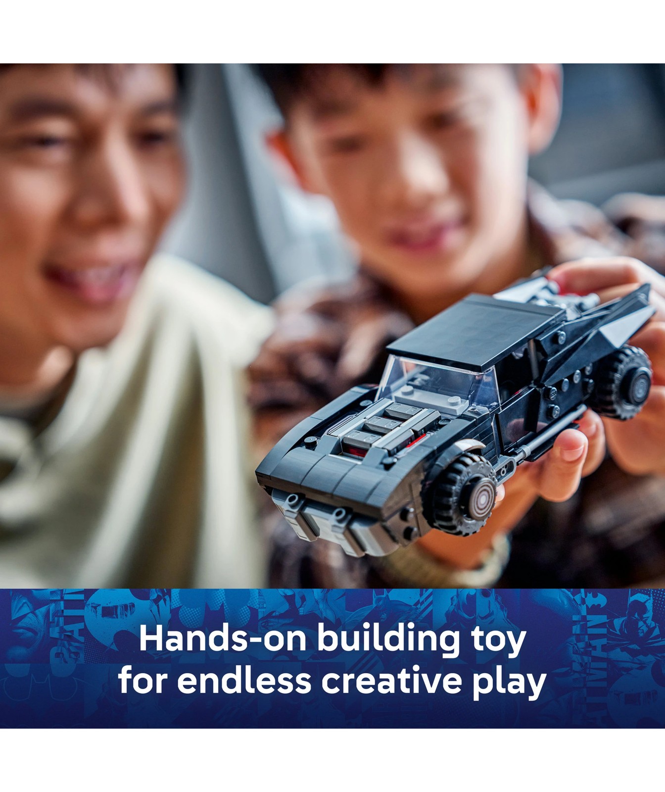 LEGO® Super Heroes The Batman™ Batmobile™ 76332 4 of 5