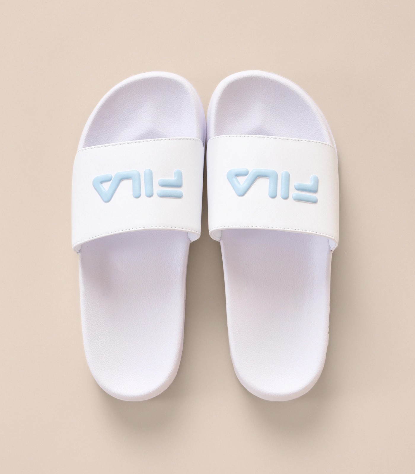 White fila best sale slides womens