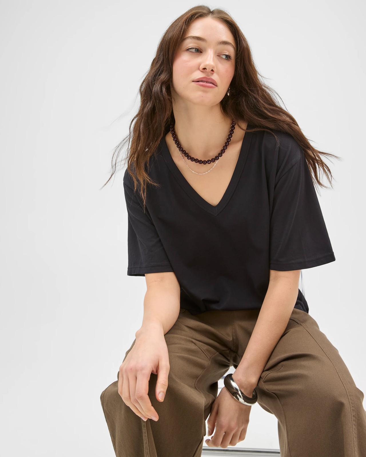 Lily Loves Australian Cotton V-Neck T-Shirt - Black 4 of 5