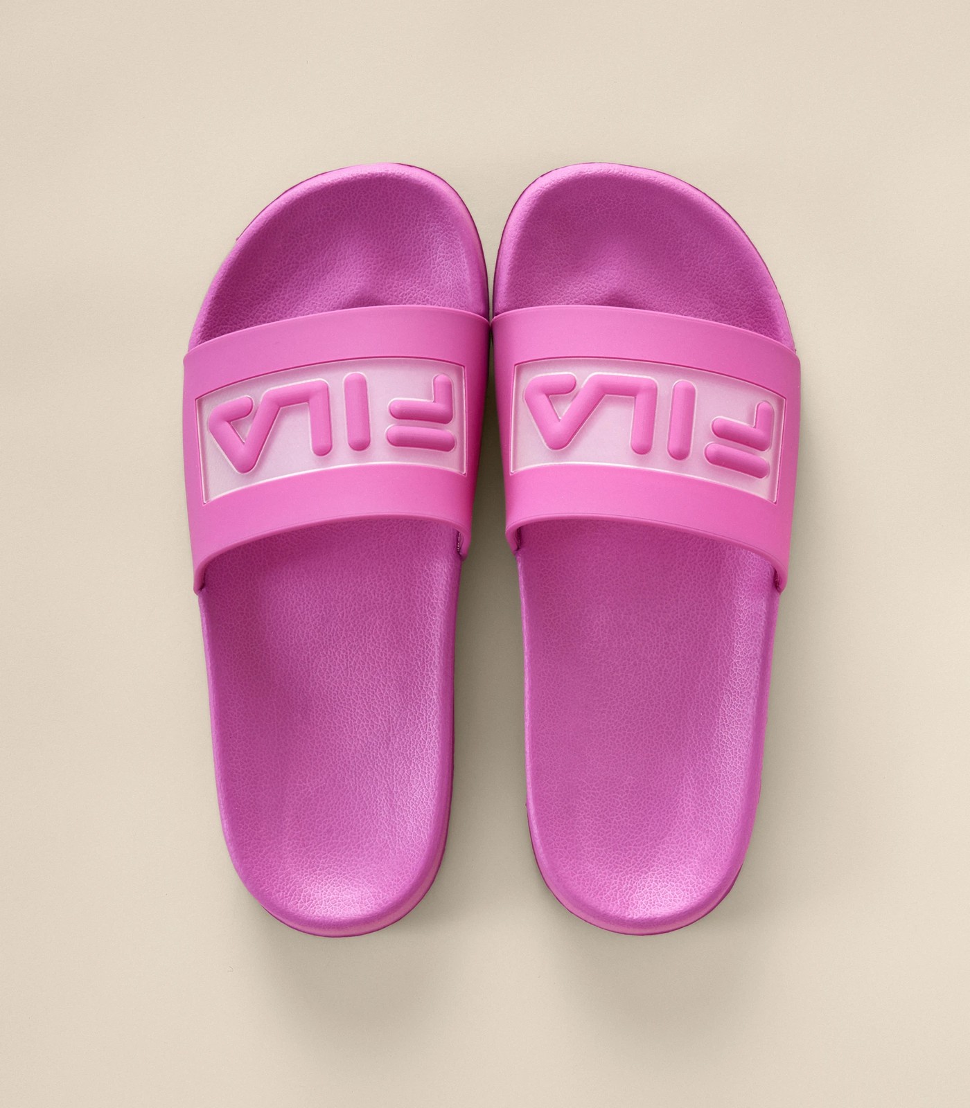 Purple fila deals slides