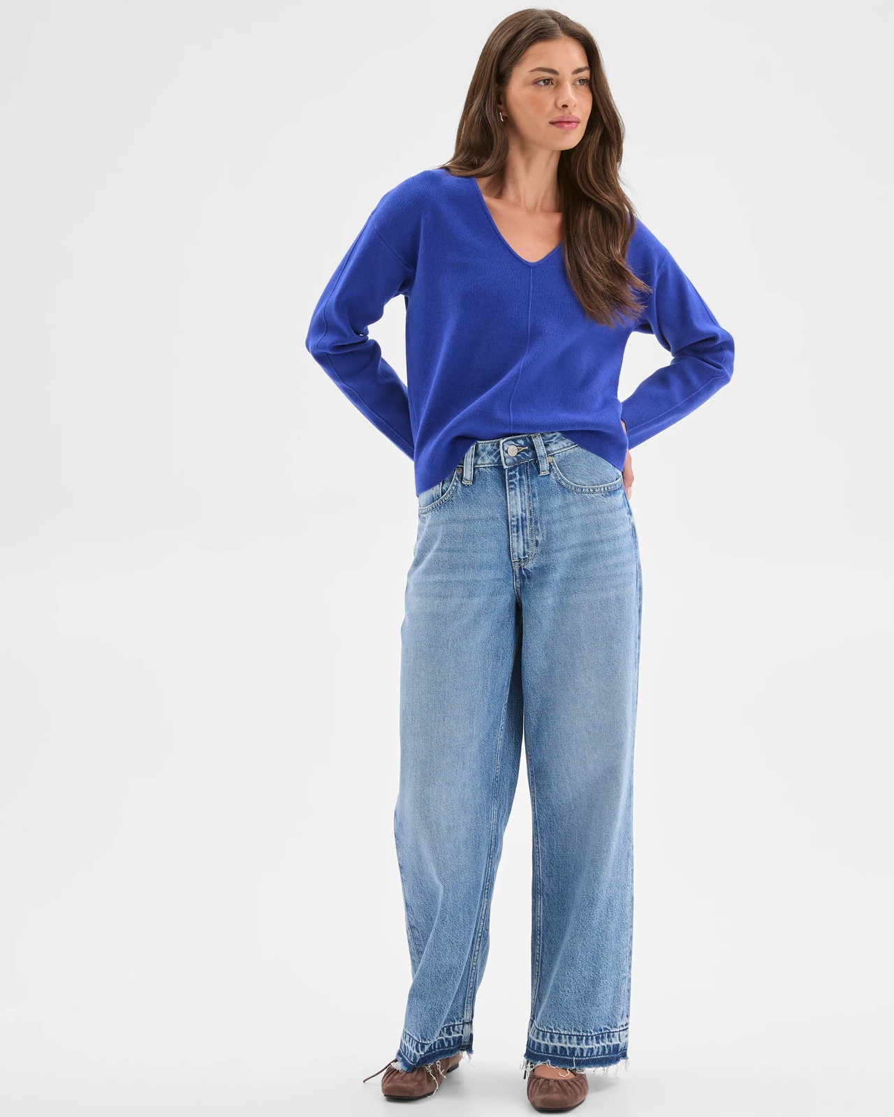 Petites Australian Cotton Blend Polished V-Neck Jumper - Cobalt Blue 3 of 6