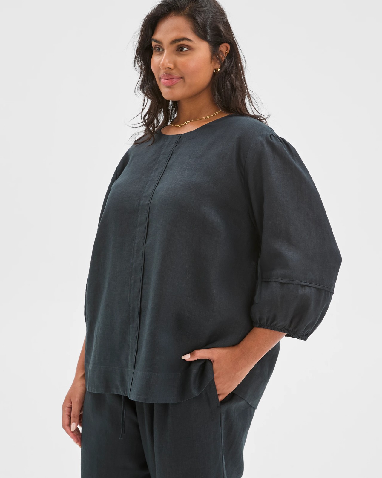 Plus Size European Linen Balloon Sleeve Blouse 4 of 6
