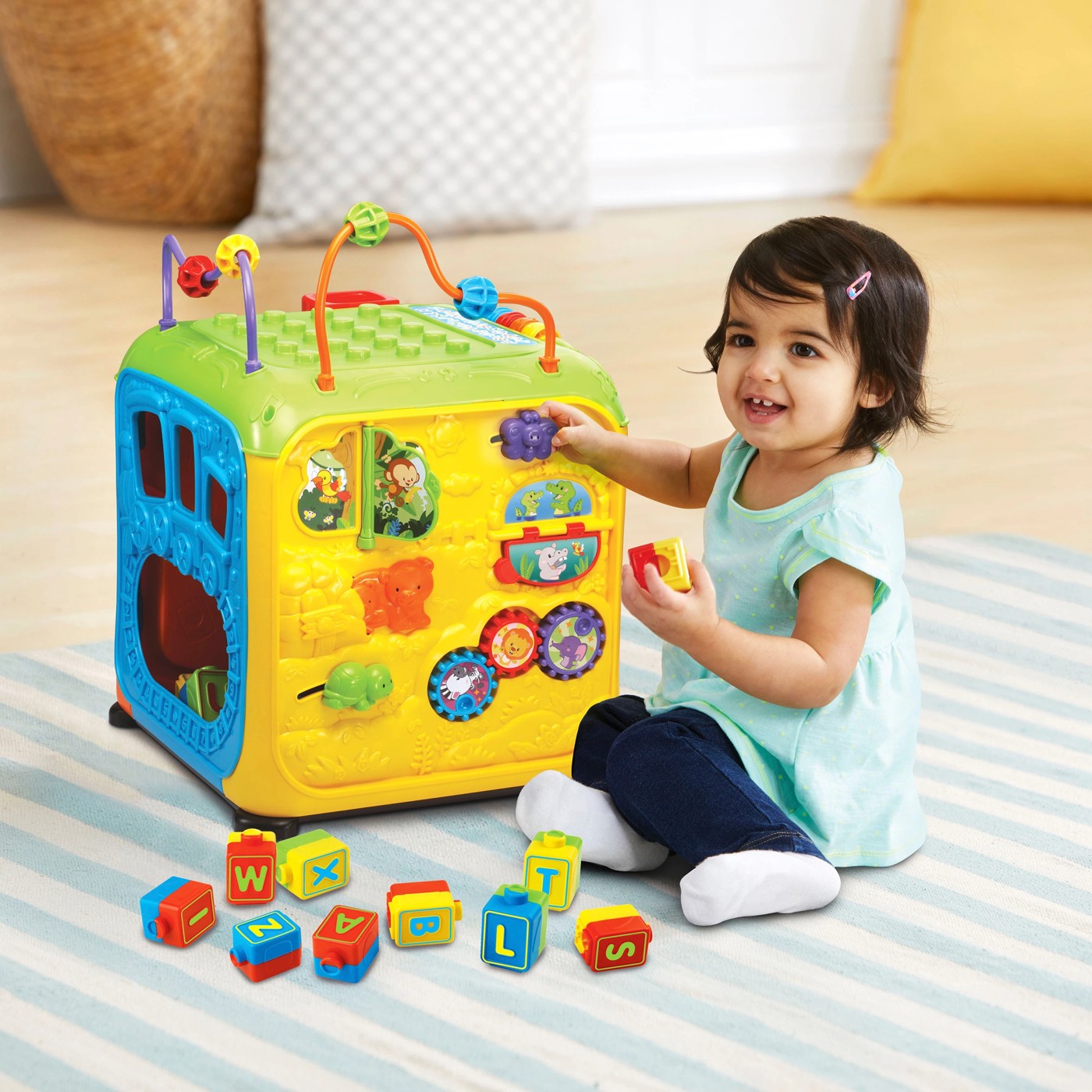 VTech Ultimate Alphabet Activity Cube 4 of 5