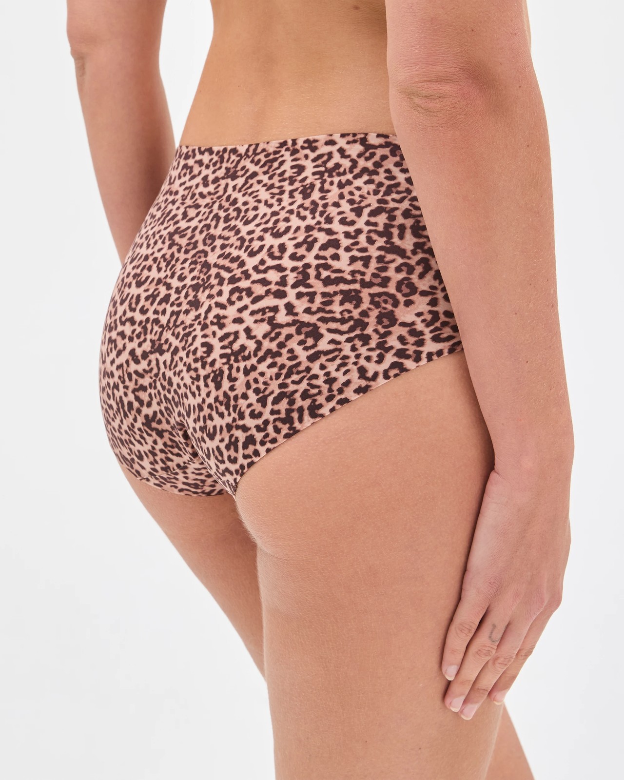 Smooth Moves 2 Pack Bonded No Show Midi Briefs - Animal/Dark Oak 4 of 4