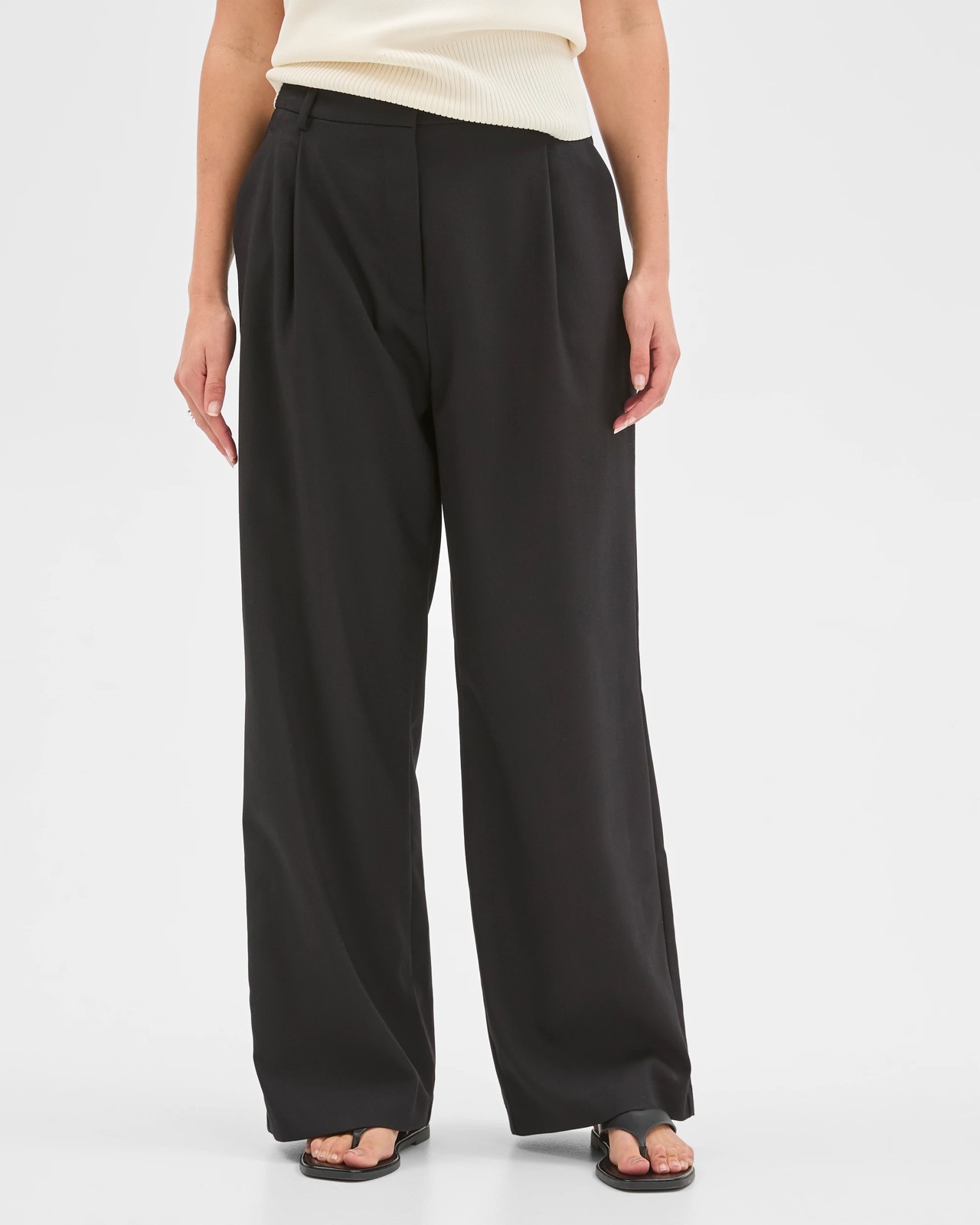 Preview Classic Pleat Front Wide Leg Pants - Black 3 of 5