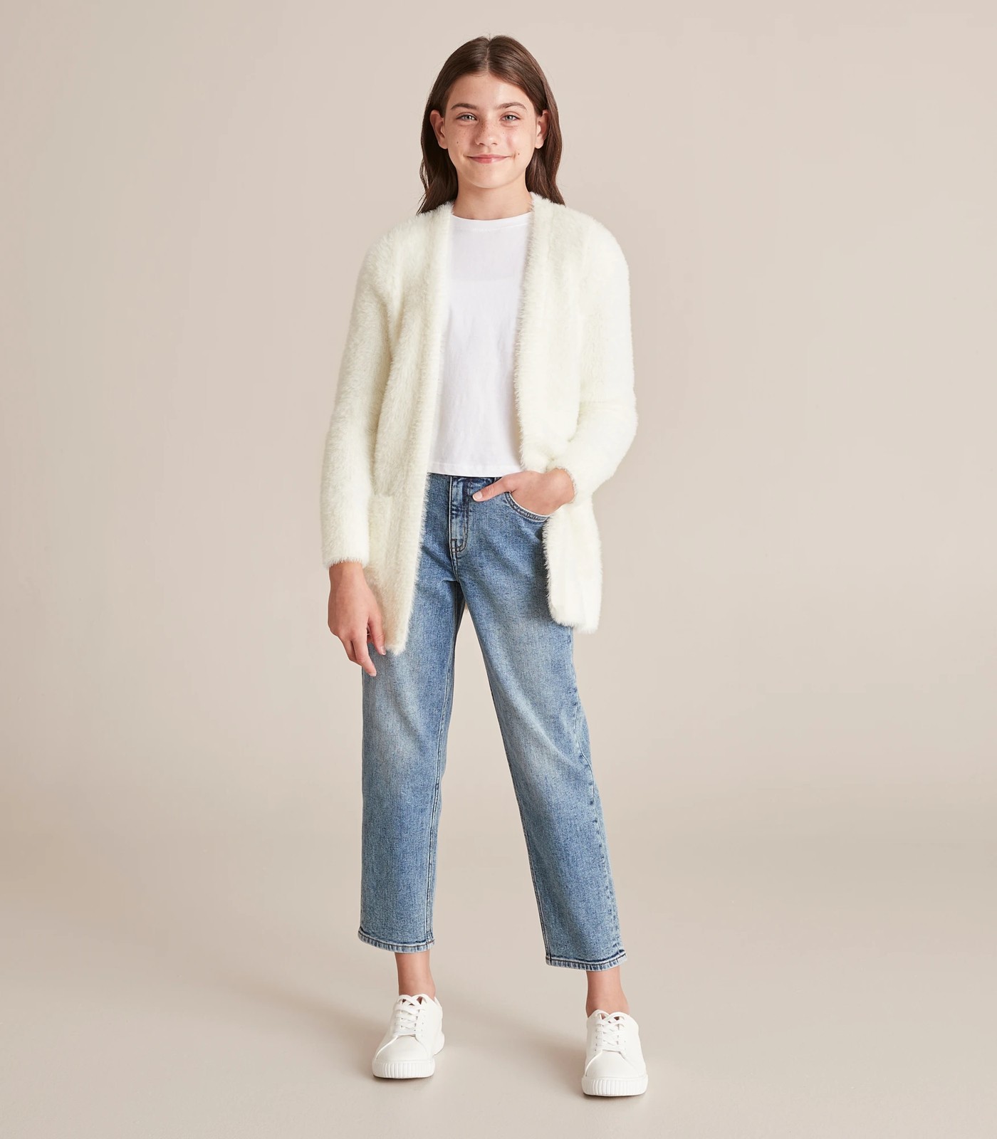 320_67538294_16+23F534