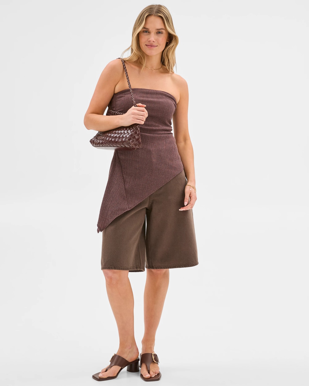 250_71884479_2+250T7188