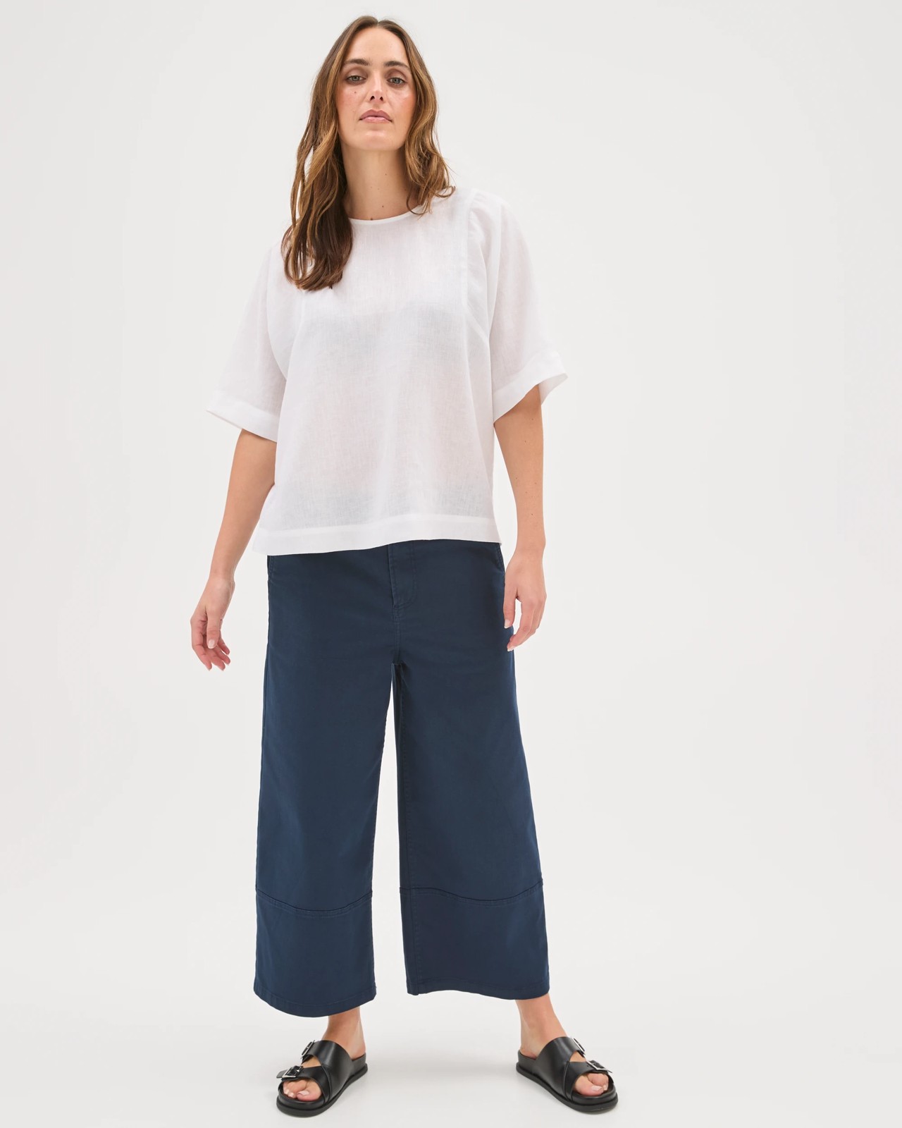 European Linen Seamed T-Shirt  - White 4 of 5