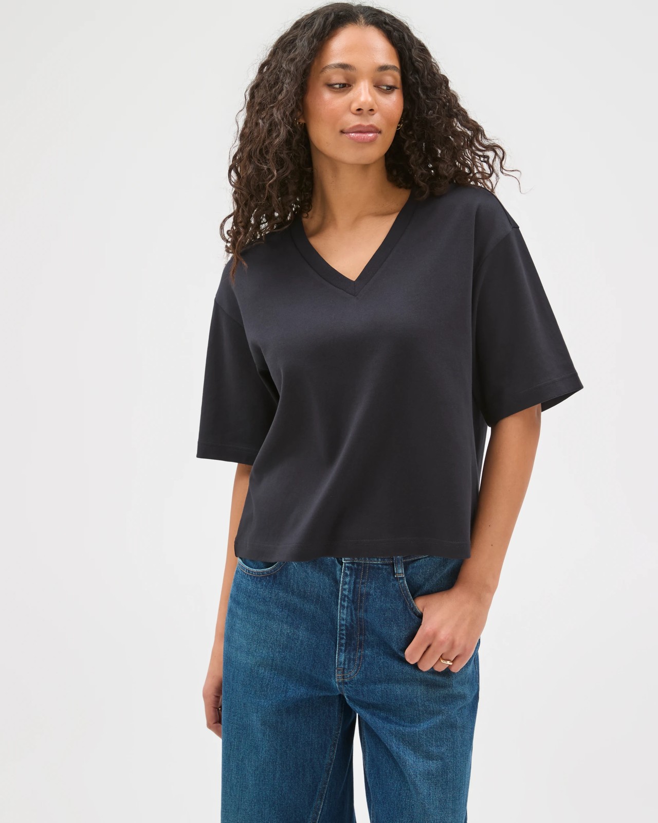 Australian Cotton Heavyweight V-Neck Boxy T-Shirt - Black 3 of 6