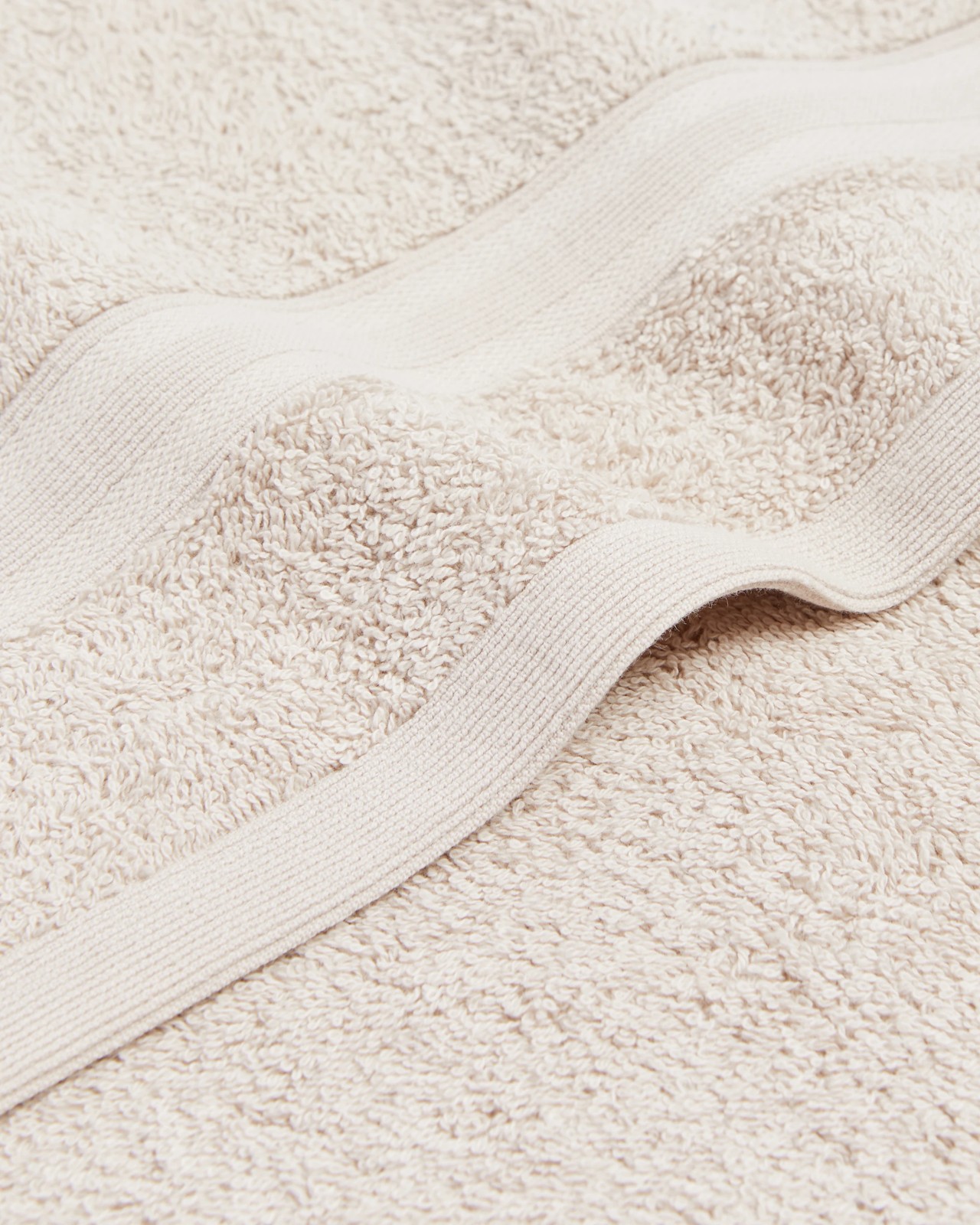 590_71696171_2+274A35