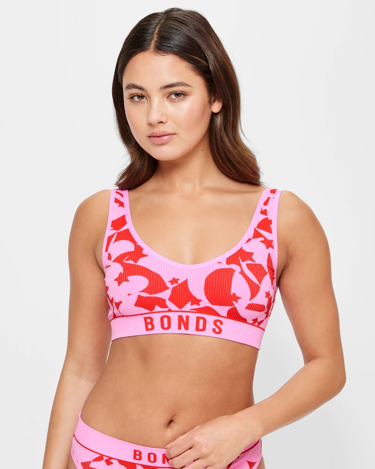 Bonds Retro Rib Deep V Crop –