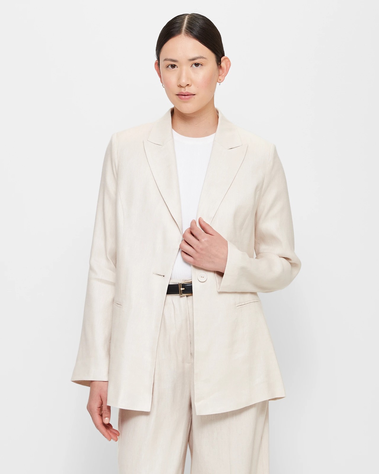 Linen store jacket target