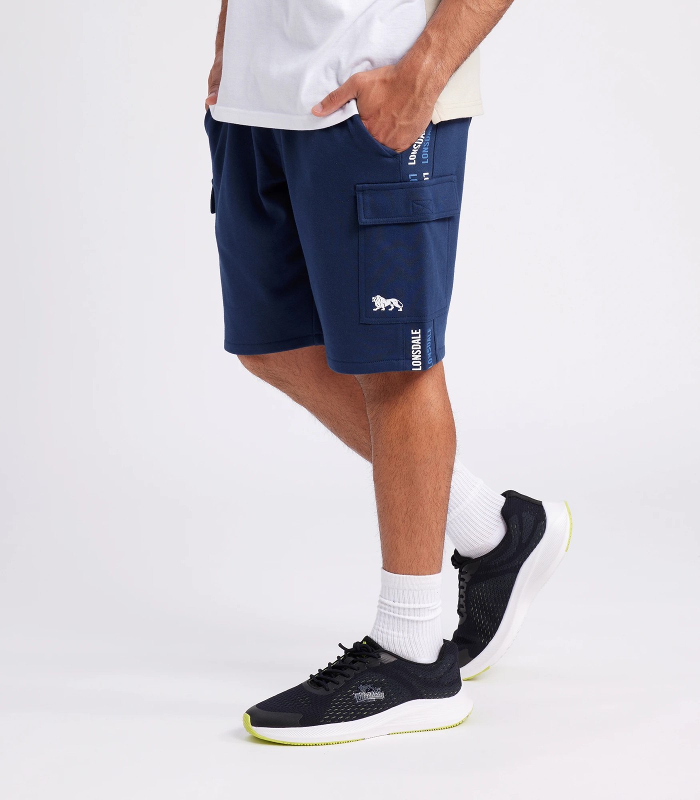 Lonsdale store cargo shorts