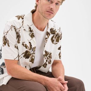 Preview Short Sleeve Resort Shirt