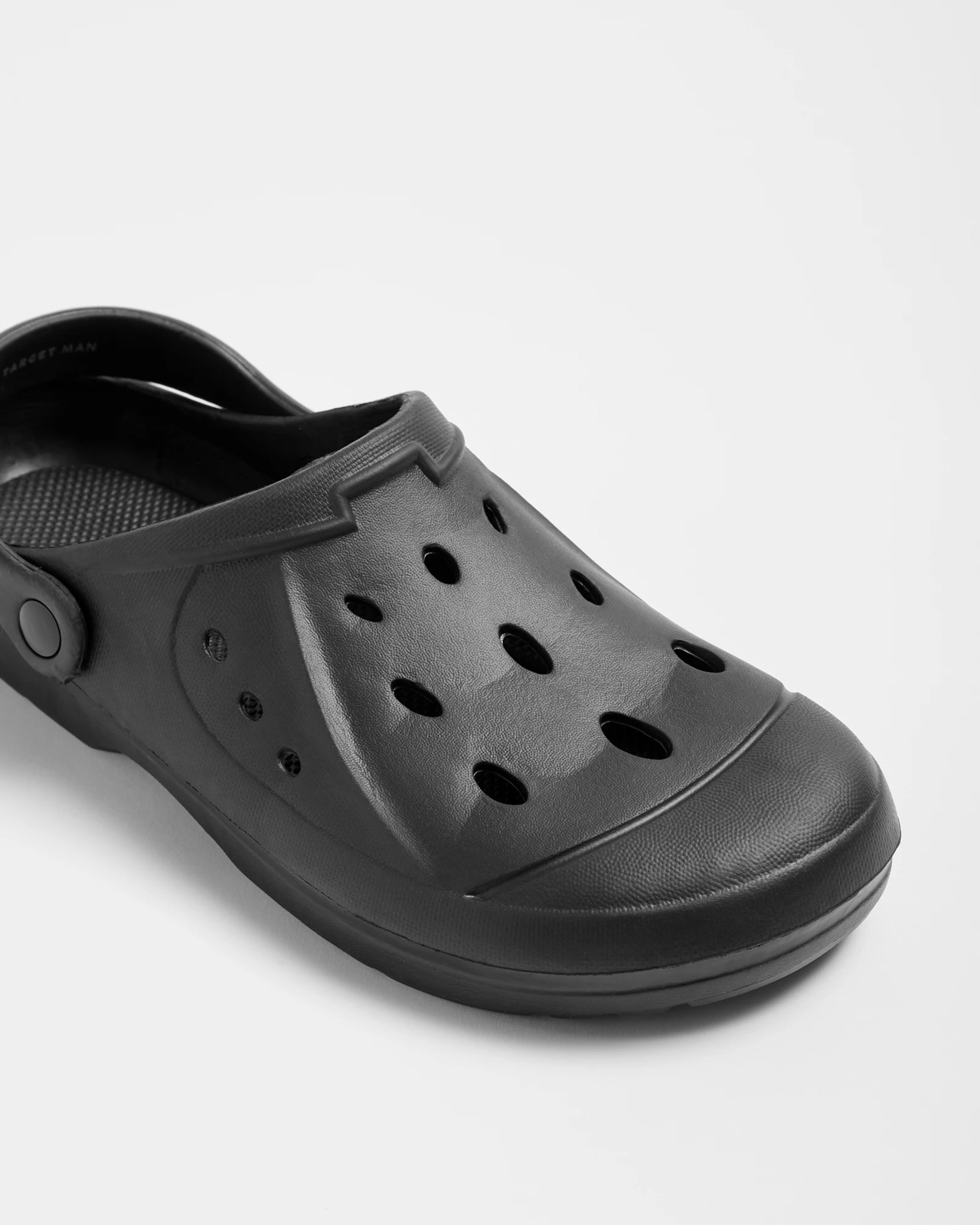 Target on sale mens crocs