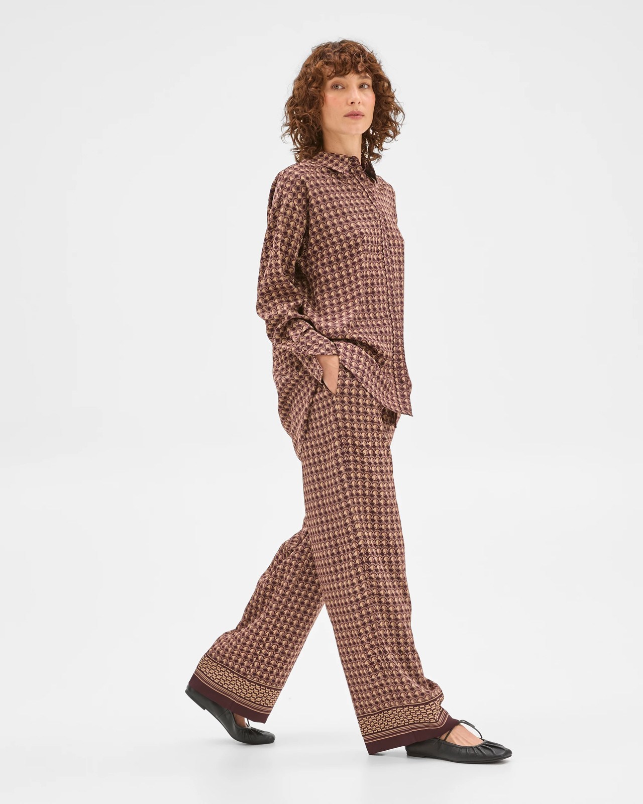 Preview Long Sleeve Set Dressing Shirt 4 of 6