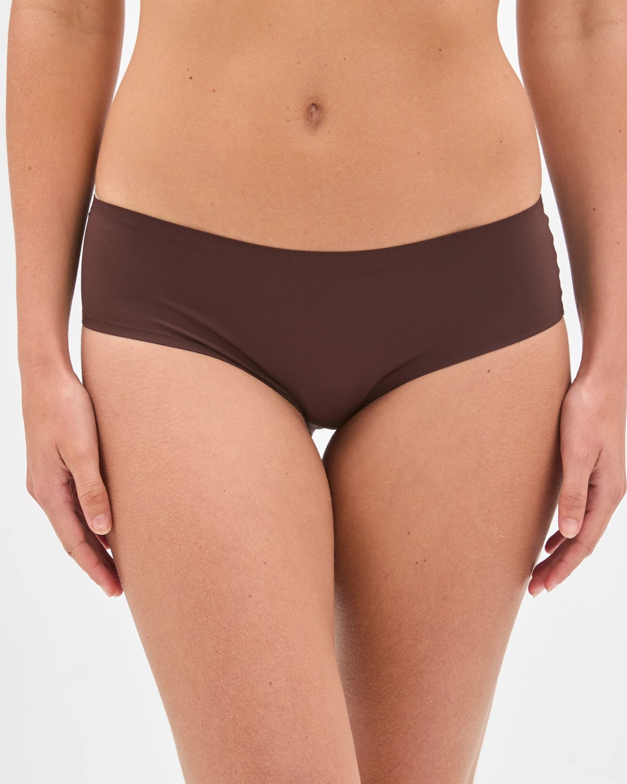 Smooth Moves 2 Pack No Show Bonded Hipster Bikini Briefs - Dark Oak/Bare Beauty 2 of 4