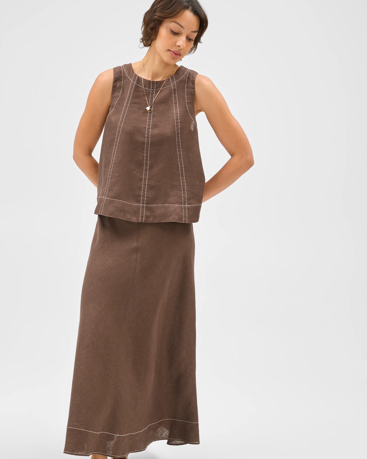 European Linen Seam Detail Midi Skirt 3 of 5