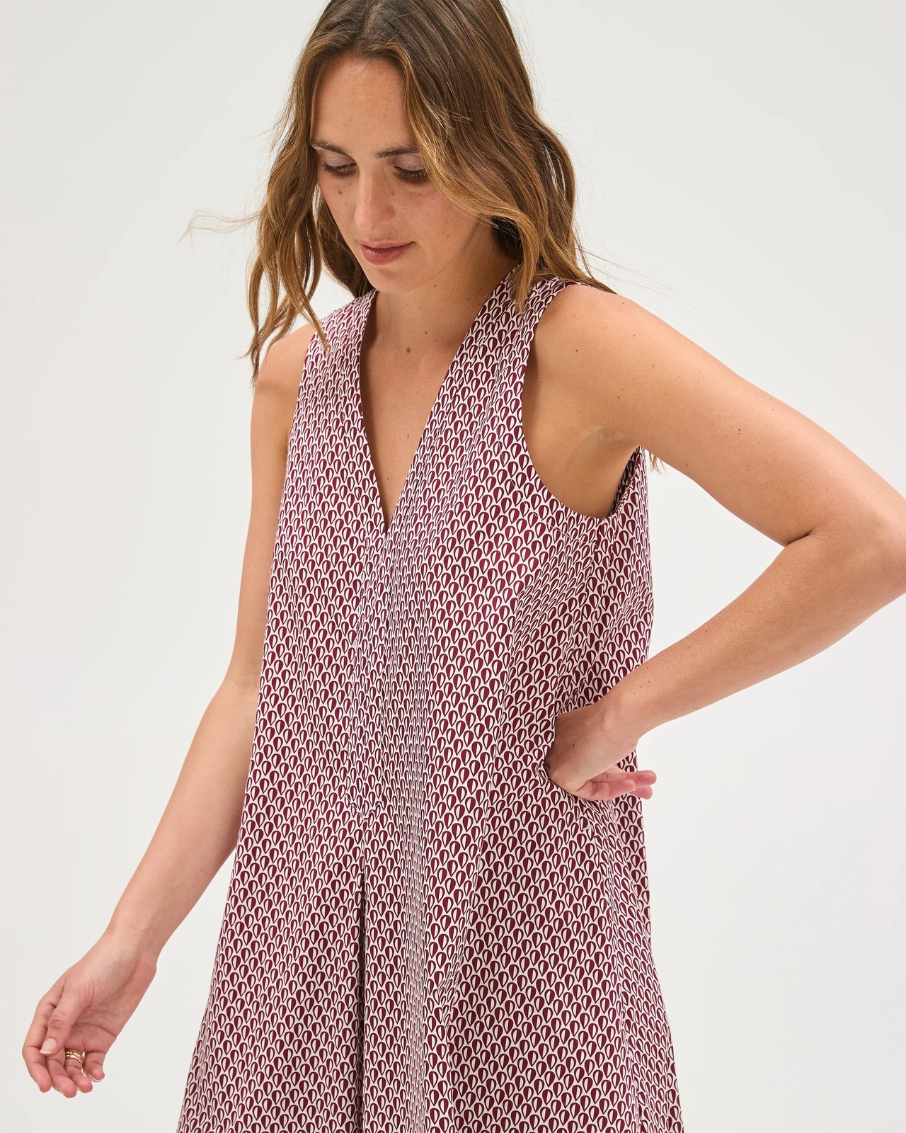 Preview Australian Cotton Sleeveless Sateen Maxi Dress - Sangria Geo 3 of 6