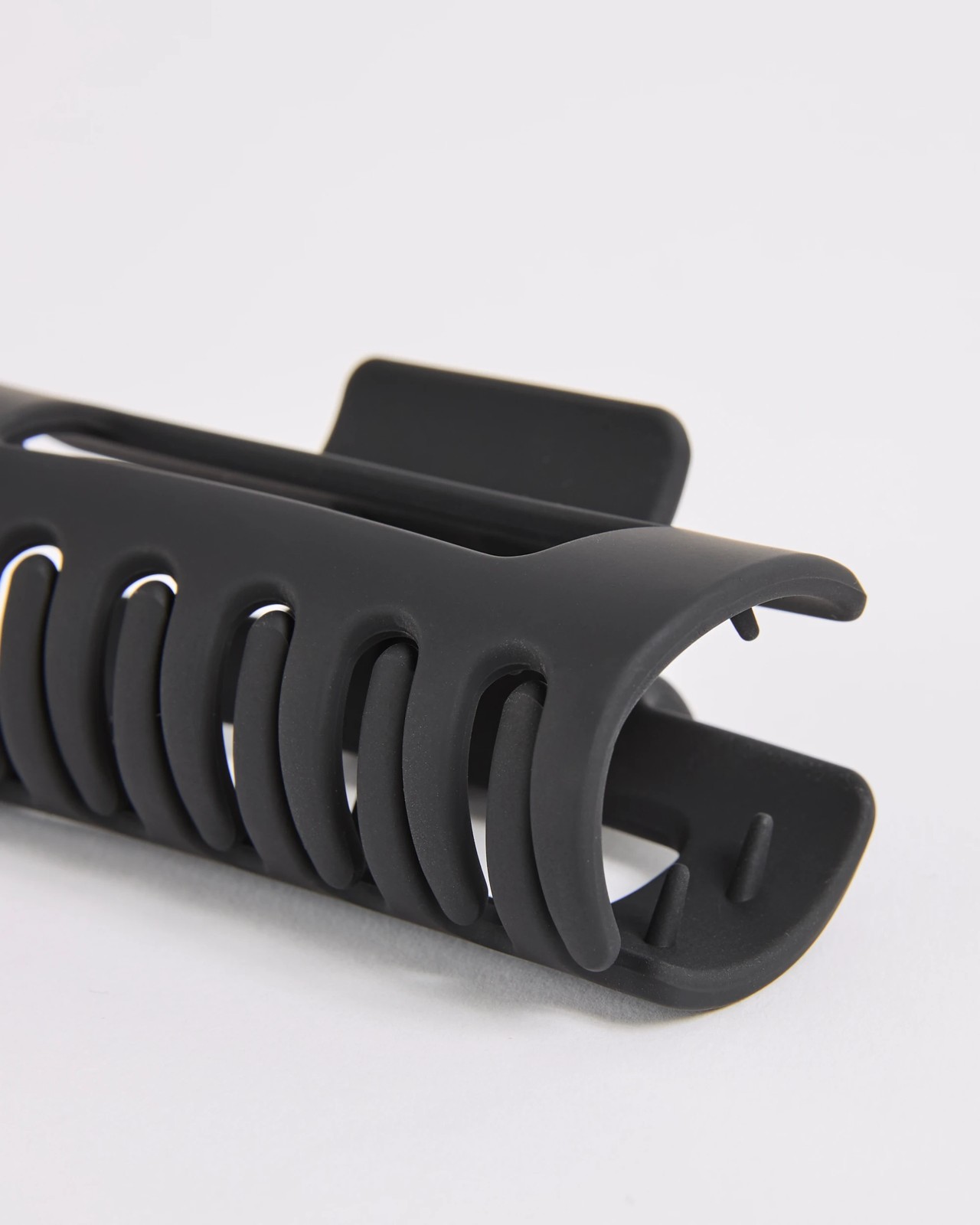 Large Flex Claw Clip - Black 2 of 2