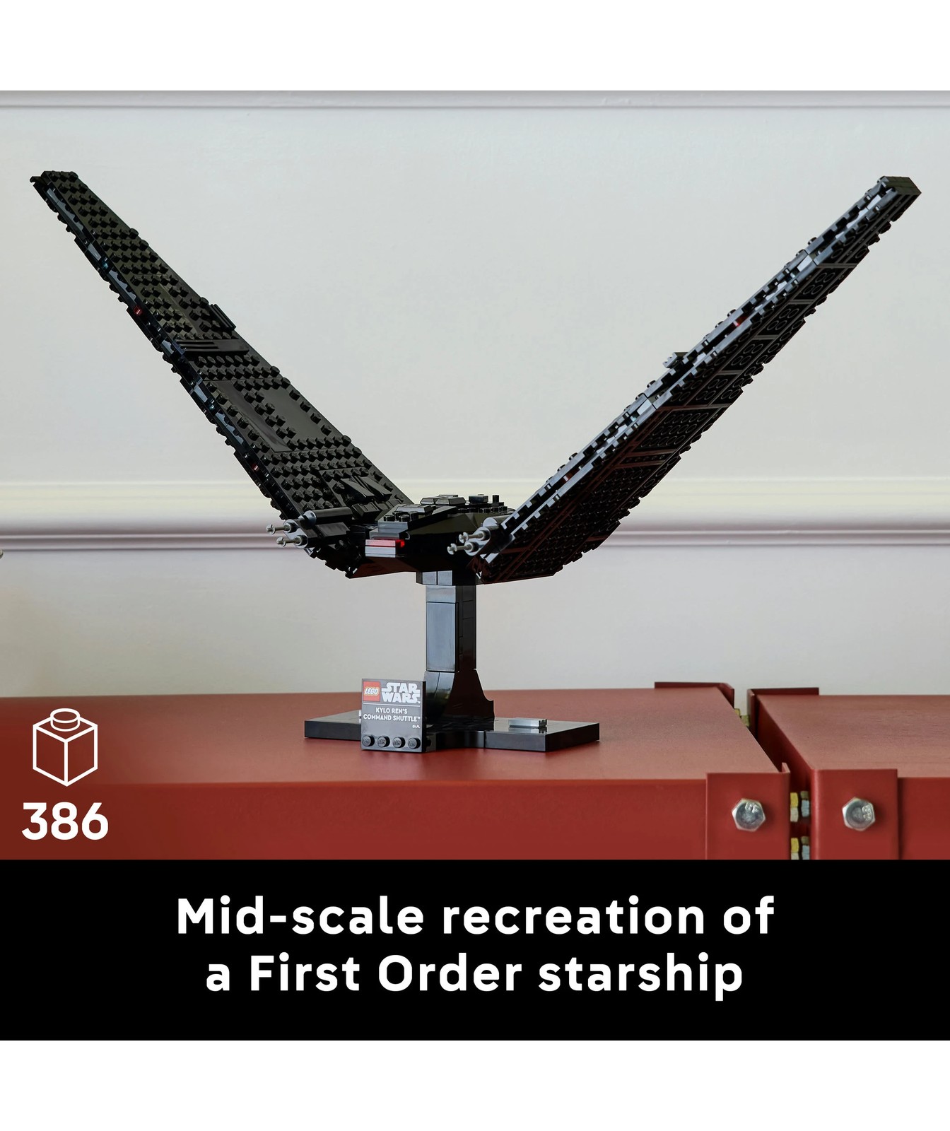 LEGO® Star Wars Kylo Ren's Command Shuttle 75406 2 of 6