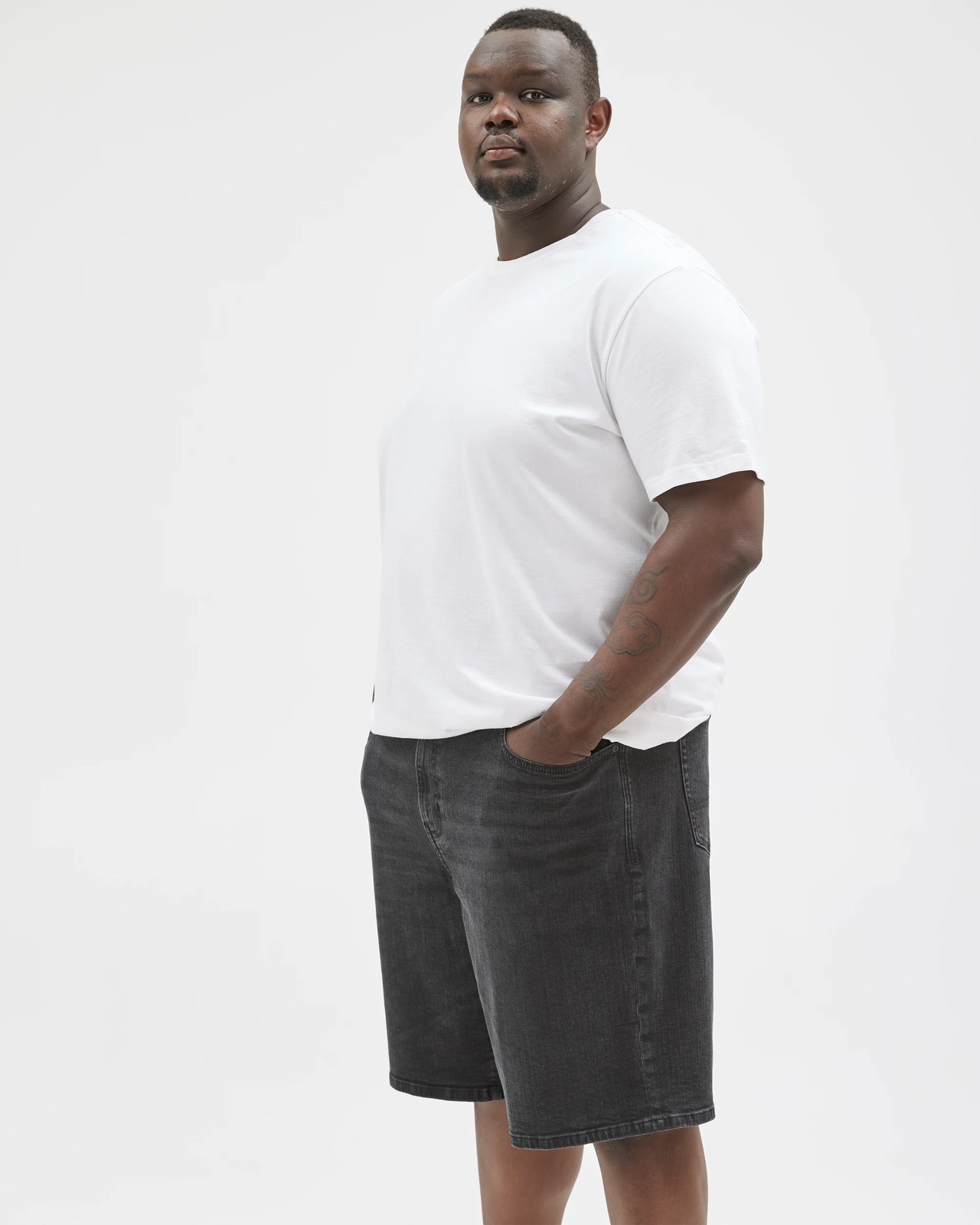 Plus Size Faded Denim Shorts 5 of 5