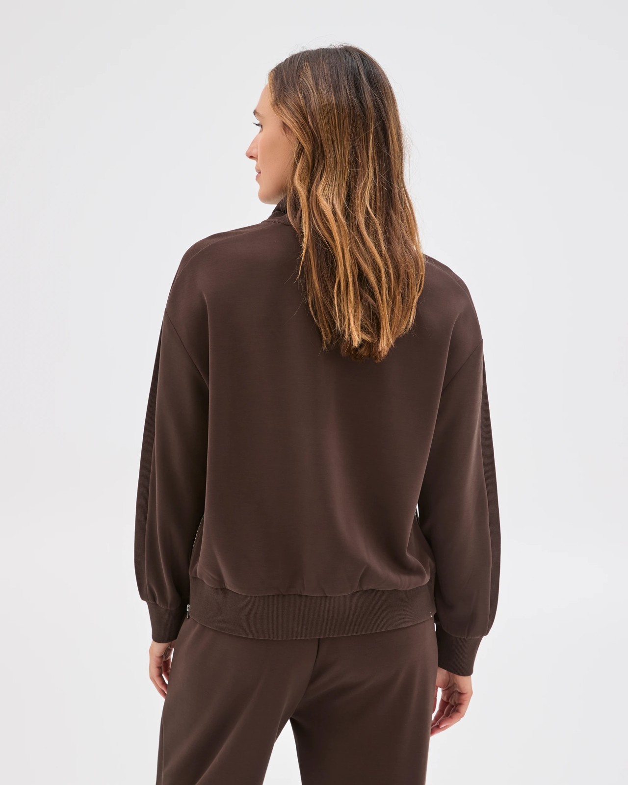 230_72335581_7+230T7233