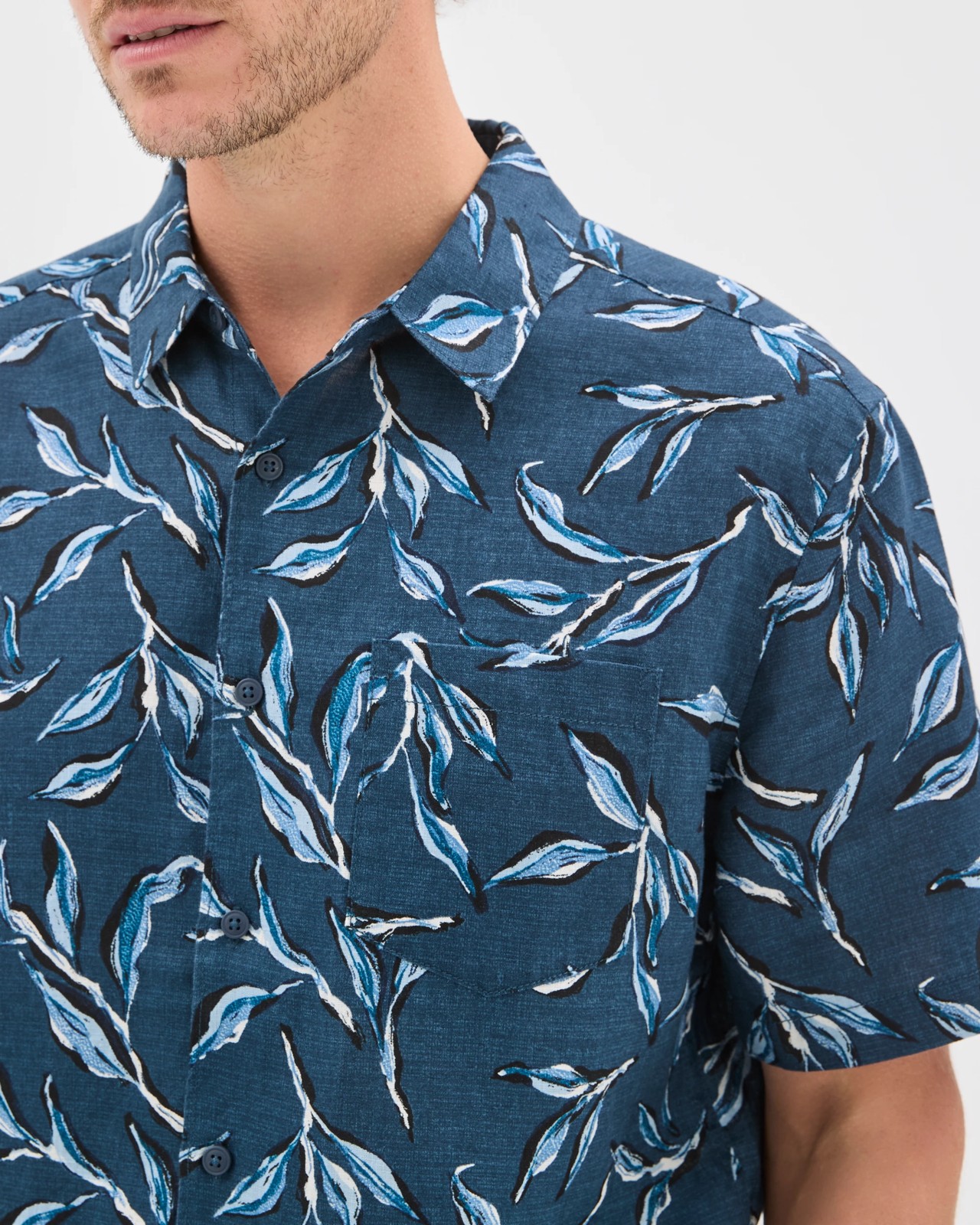 European Linen Short Sleeve Printed Shirt 5 of 6