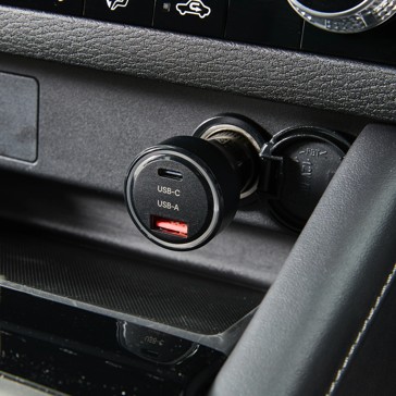 Anko 2-In-1 Car Charge Tracker