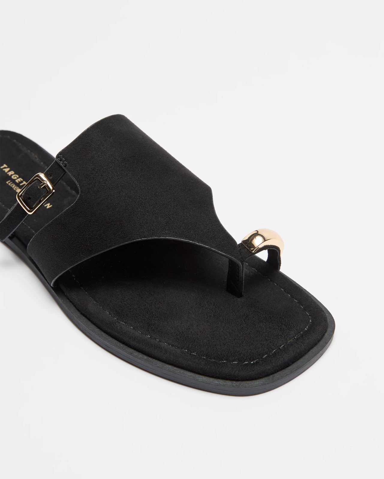 475_71262765_2+475T7126