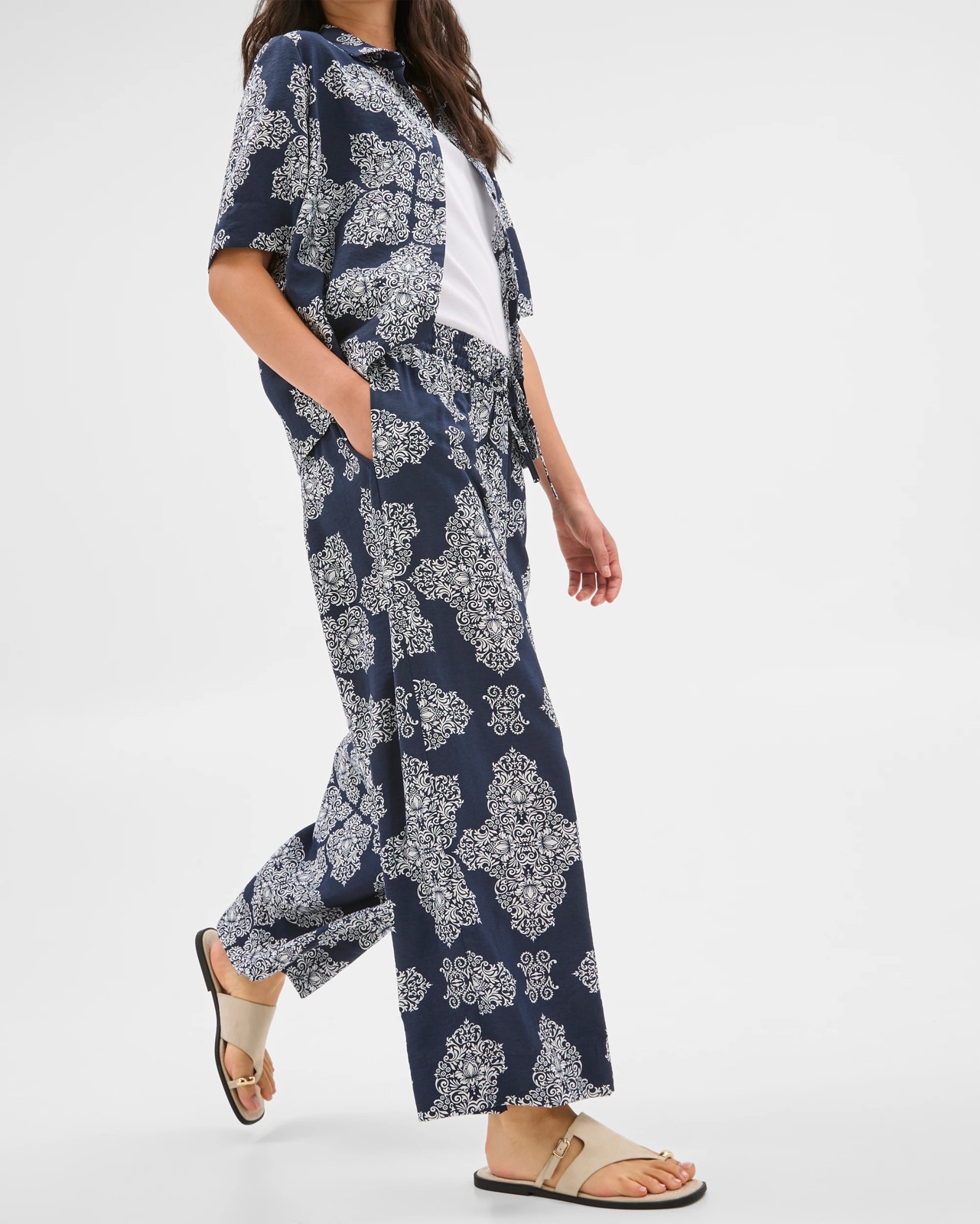 225_71734170_3+225T7173