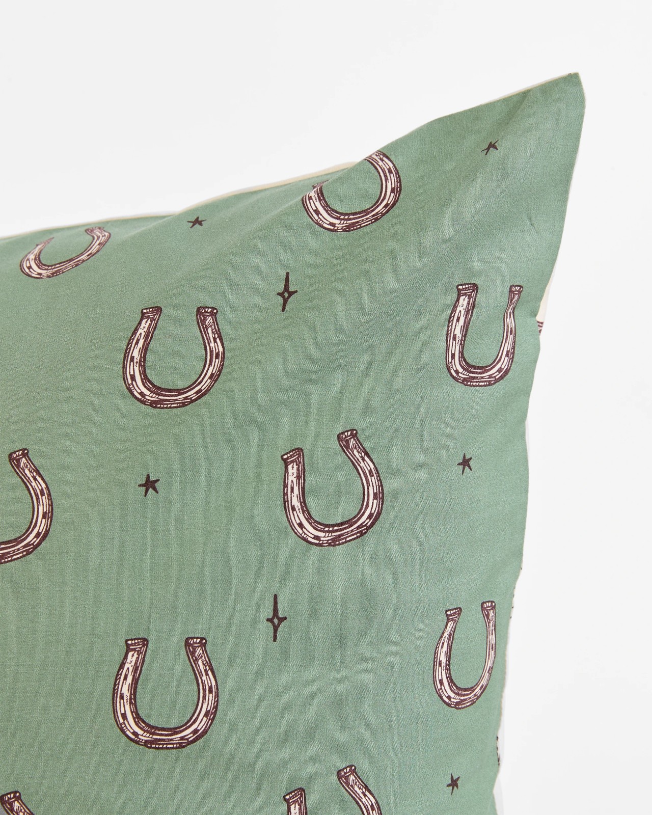 500_72057902_12+500T7205