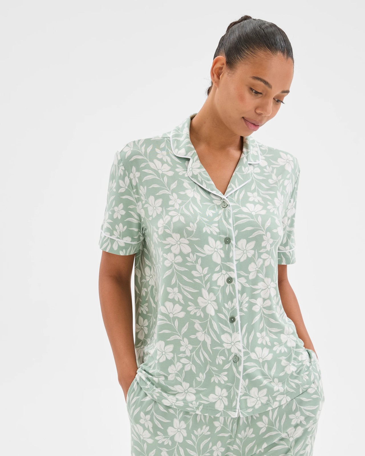 Soft Comfort Bamboo Full Length Pyjama Set - Green Floral 2 of 6
