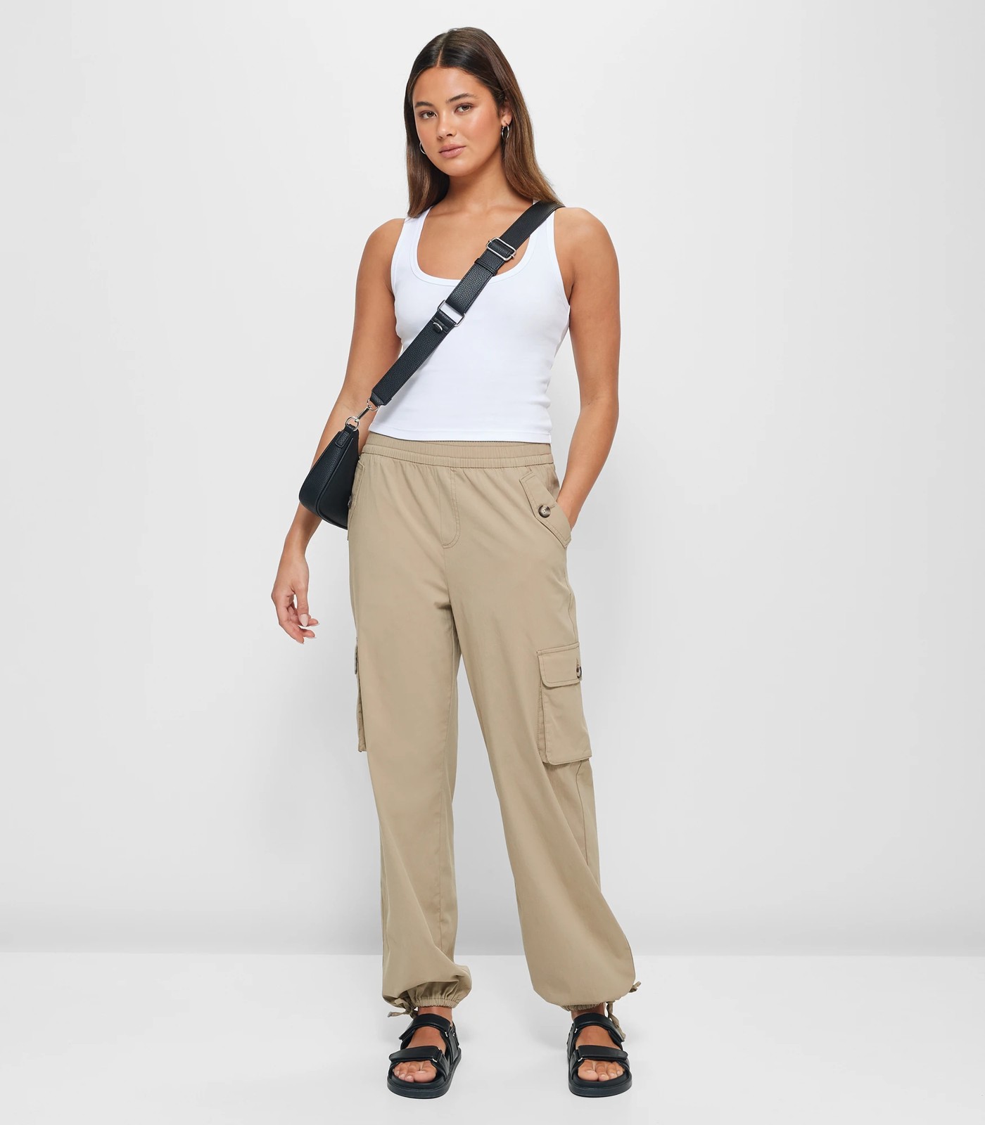 Women's Wide Leg Cargo Trousers With Elasticated Waist Beige