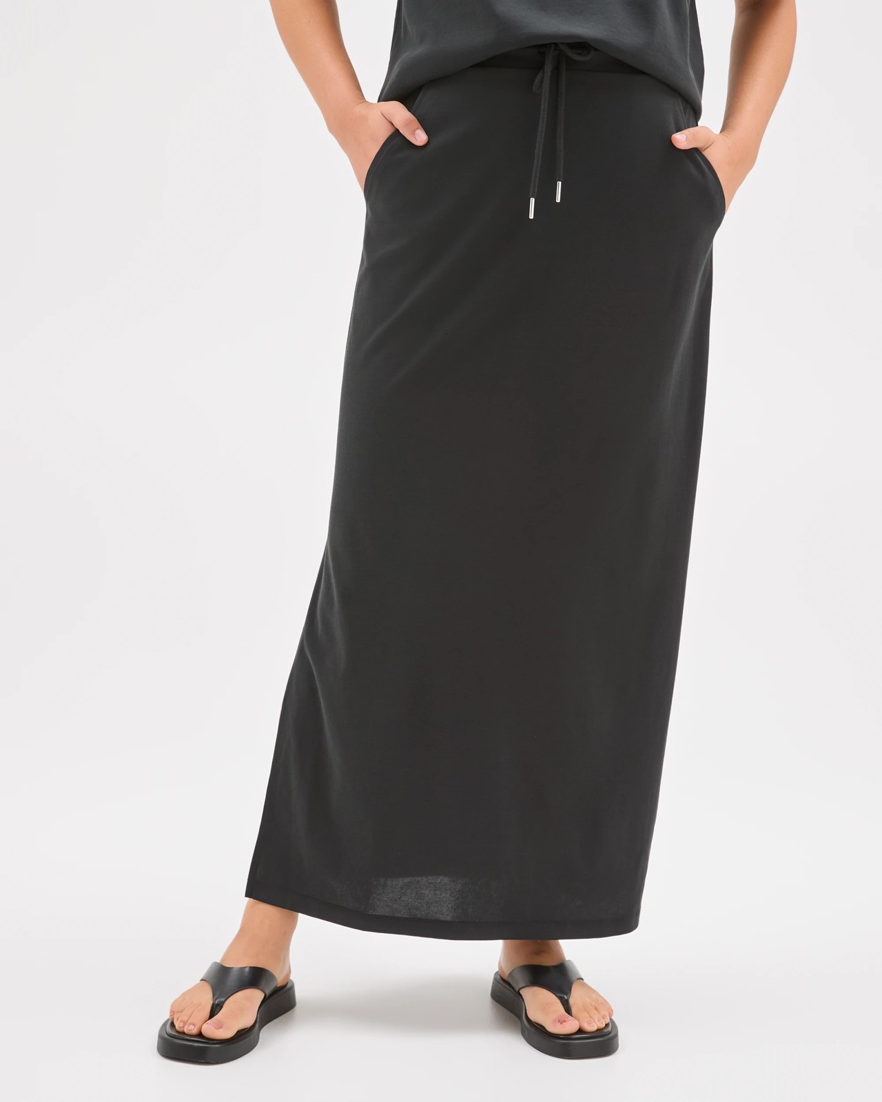 Relaxed Drape Maxi Skirt - Black 5 of 5