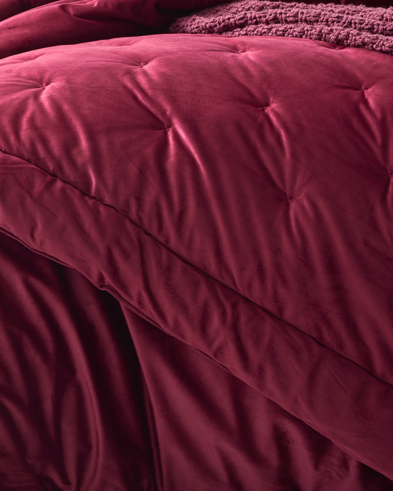 Lacy Velvet Comforter - Merlot 5 of 5