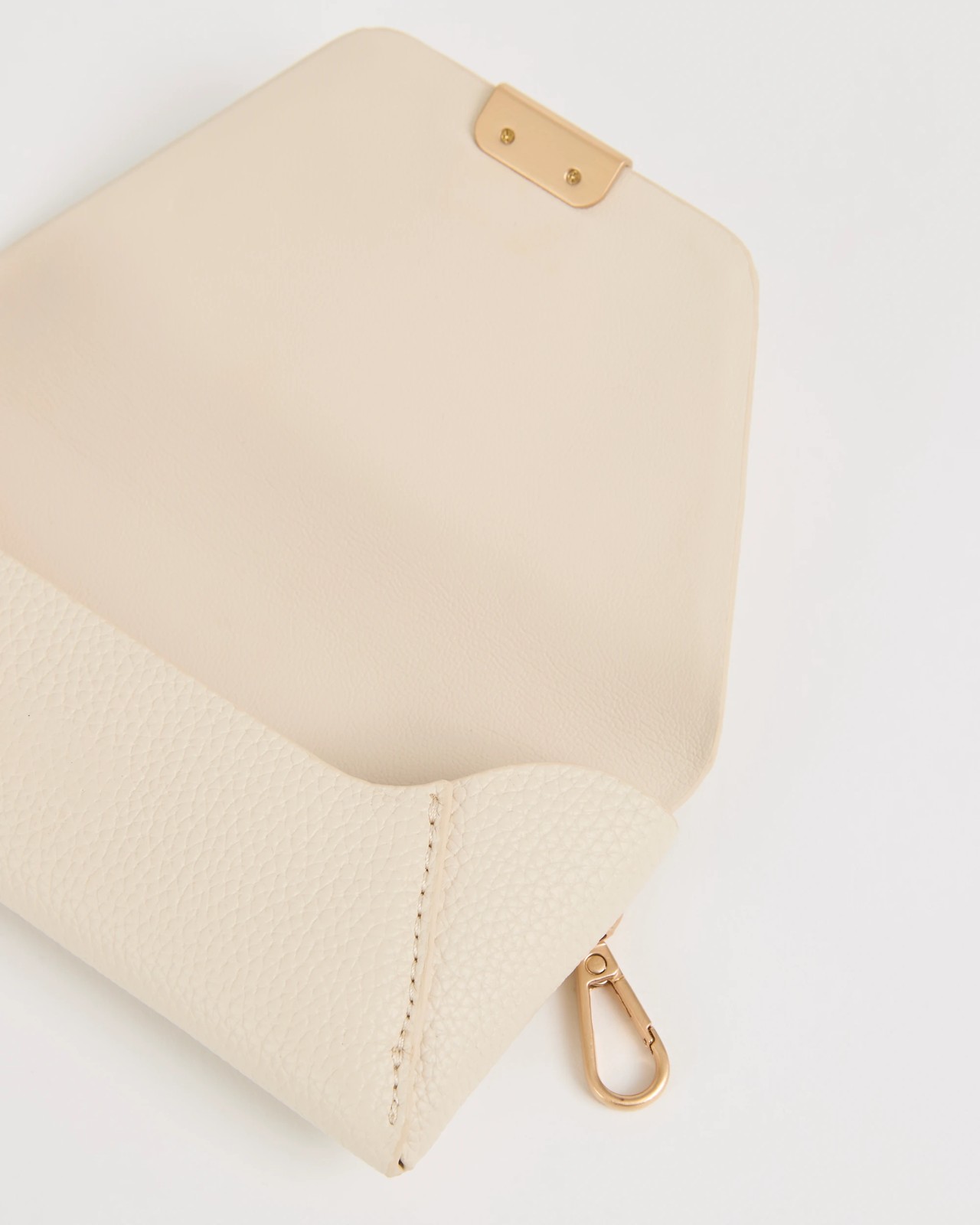 Pebble Sunglasses Case - Ecru 2 of 3